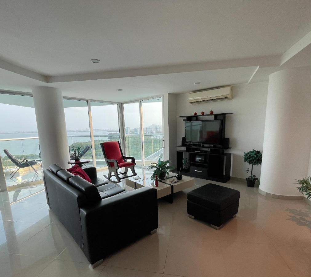 Cartagena Beach Front Apartments 外观 照片